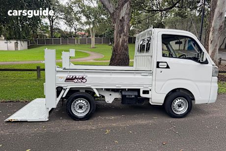 White 2018 Daihatsu Hijet Ute Tray 4WD LIFTER SERIES
