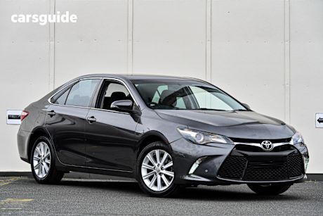 Grey 2016 Toyota Camry Sedan ATARA S F