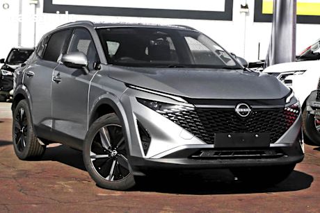 Silver 2024 Nissan Qashqai Wagon Ti