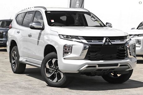 White 2025 Mitsubishi Pajero Sport SUV GLS 4X4