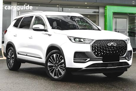 White 2025 Chery Tiggo 8 PRO MAX SUV ULTIMATE AWD 4X4