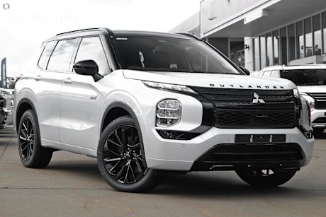 White 2025 Mitsubishi Outlander SUV PHEV GSR 4X4