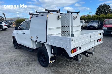 White 2018 Toyota Hilux Ute Tray SR 4X4