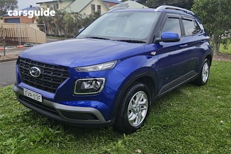 Blue 2022 Hyundai Venue Wagon