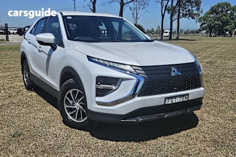 White 2023 Mitsubishi Eclipse Cross Wagon Es (2Wd)