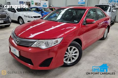 Red 2012 Toyota Camry Sedan ALTISE F