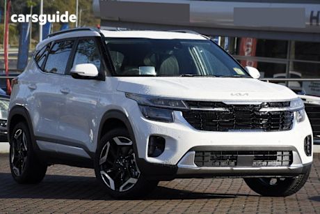 White 2025 Kia Seltos SUV GT-LINE 4X4