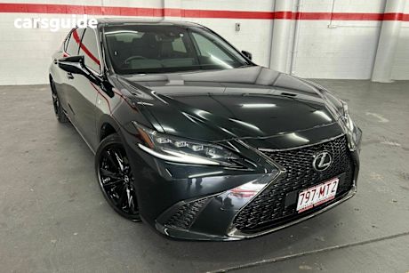Black 2022 Lexus ES Sedan F SPORT
