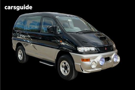 Black 1997 Mitsubishi Delica Wagon Chamonix (Spacegear)
