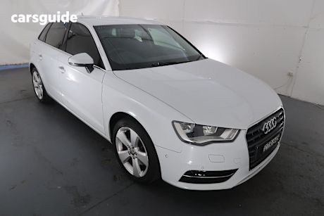 White 2014 Audi A3 Hatch AMBITION F