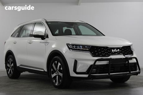 White 2022 Kia Sorento Wagon Sport 7 Seat
