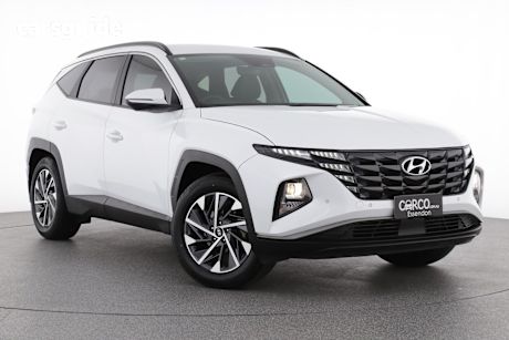 White 2022 Hyundai Tucson SUV ELITE F