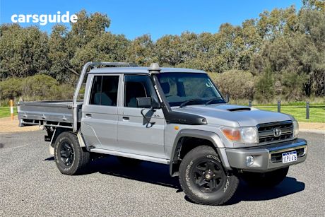 Silver 2014 Toyota Landcruiser Double Cab Chassis Gxl (4X4)