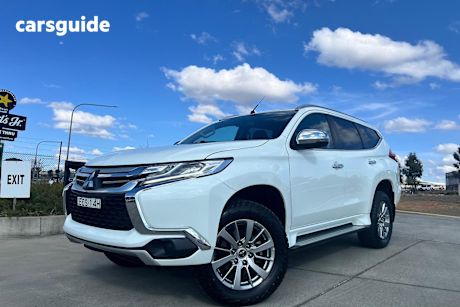 White 2019 Mitsubishi Pajero Sport SUV GLX 4X4