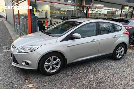 Silver 2014 Ford Focus Hatchback Trend
