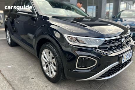 Black 2023 Volkswagen T-ROC SUV CITYLIFE F