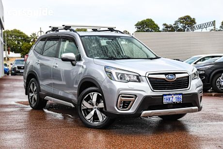 Silver 2018 Subaru Forester SUV 2.5I-S 4WD