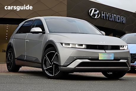 Gold 2025 Hyundai Ioniq 5 SUV EPIQ R