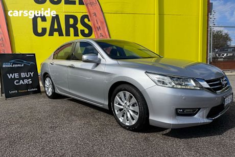 Silver 2014 Honda Accord Sedan VTI-S F