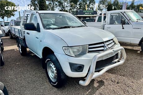 White 2011 Mitsubishi Triton Ute Tray GLX R