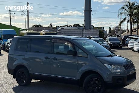 Grey 2009 Mitsubishi Delica OtherCar D:5