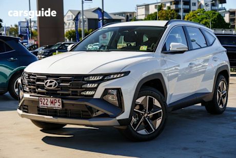 White 2024 Hyundai Tucson Wagon (Fwd)