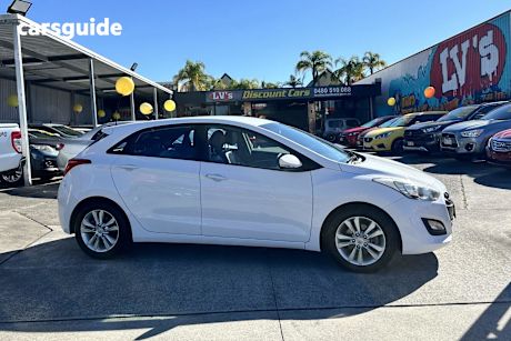 White 2014 Hyundai I30 Hatchback Trophy