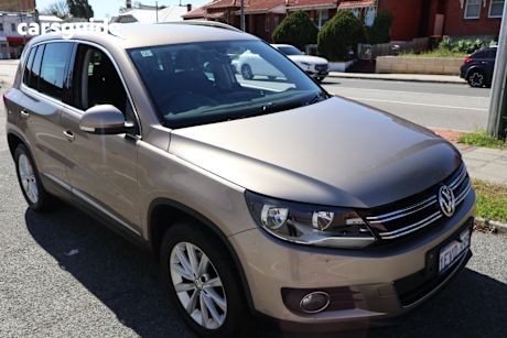Beige 2015 Volkswagen Tiguan Wagon 132 Tsi (4X4)