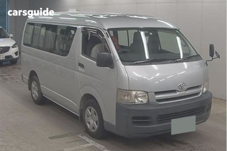 Silver 2007 Toyota HiAce Commercial 2.7L 4D DELUXE (10 SEATER)
