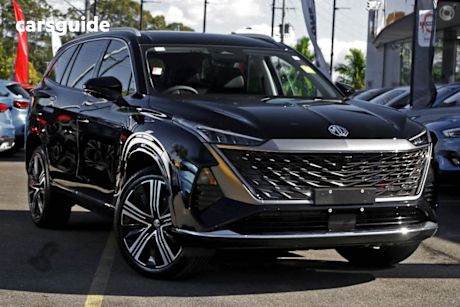 Black 2025 MG Qs SUV ESSENCE 4X4