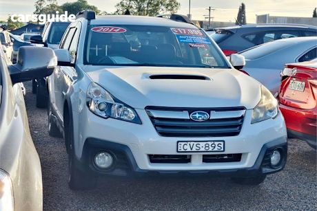 White 2014 Subaru Outback Wagon 2.0D Premium