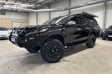 Black 2020 Mitsubishi Triton Ute Tray GLX-R 4X4