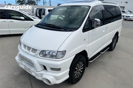 White 2006 Mitsubishi Delica Commercial SPACEGEAR CHAMONIX