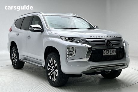 White 2023 Mitsubishi Pajero Sport SUV GLS 4X4