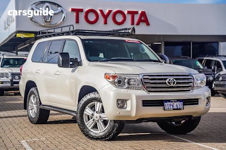 White 2015 Toyota Landcruiser SUV VX 4X4