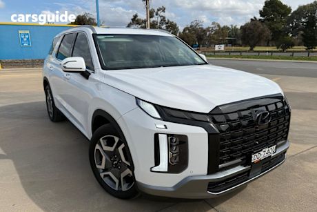 White 2024 Hyundai Palisade SUV ELITE 4X4
