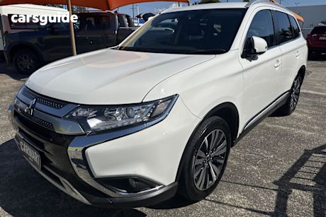 White 2019 Mitsubishi Outlander Wagon Ls 7 Seat (2Wd)