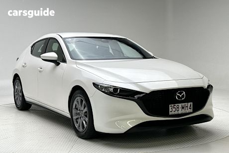 White 2020 Mazda Mazda3 Hatch G20 PURE F