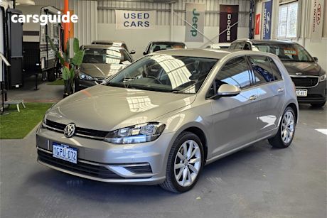 Silver 2018 Volkswagen Golf Hatchback 110 Tsi Comfortline