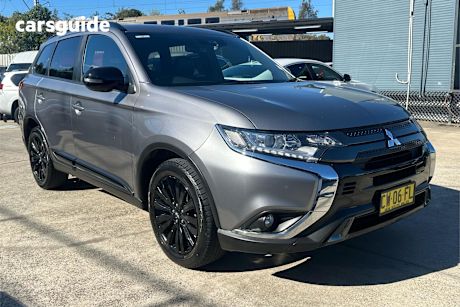 Grey 2019 Mitsubishi Outlander Wagon Black Edition 7 Seat (Awd)