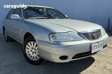 Green 2003 Toyota Avalon Sedan GXI F