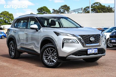 Silver 2024 Nissan X-Trail SUV ST F