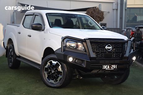 White 2024 Nissan Navara Ute Tray SL 4X4