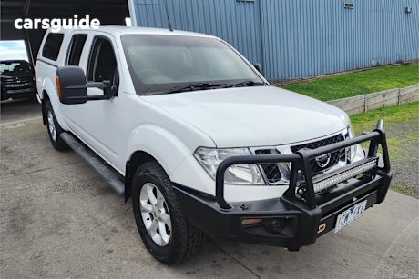 White 2014 Nissan Navara Ute Tray ST 4X4