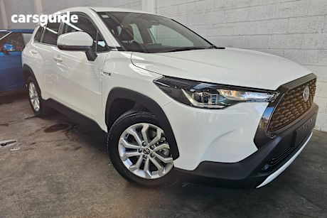 White 2023 Toyota Corolla Cross SUV GX F
