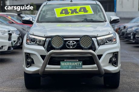 White 2019 Toyota Hilux Double Cab Pick Up Sr5 (4X4)
