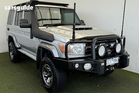 Silver 2018 Toyota Landcruiser SUV GXL 4X4