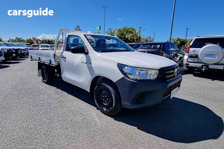 White 2023 Toyota Hilux Ute Tray WORKMATE R