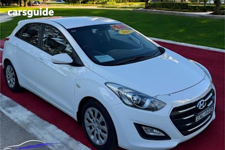 White 2016 Hyundai I30 Hatchback Active