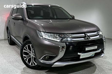 Brown 2016 Mitsubishi Outlander SUV LS F